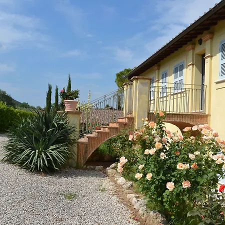 Casa di campagna Tenuta Pizzogallo