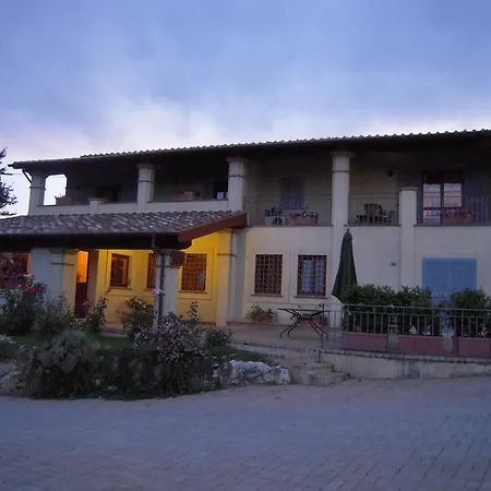 Casa di campagna Tenuta Pizzogallo