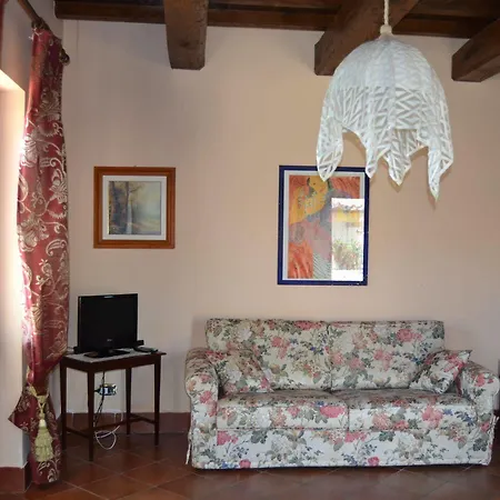 Casa di campagna Tenuta Pizzogallo