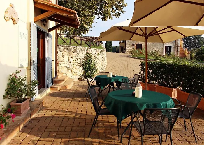 منزل ريفي Tenuta Pizzogallo *